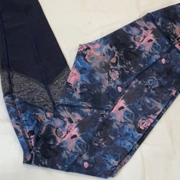 Lululemon Athletica Cycle Leggings | Size 6 | Mesh Bottom | Padded Butt | NWOT - Picture 8 of 9